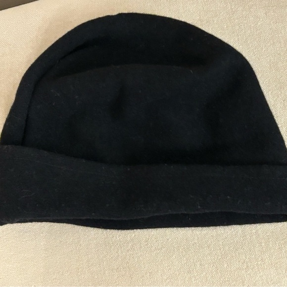 Parkhurst Black Wool Women's Hat, made in Canada - Picture 3 of 4
